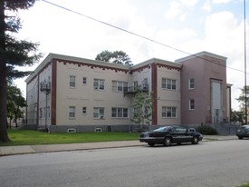 Carroll River Apartments