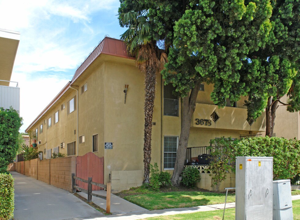 3678 Watseka Ave in Los Angeles, CA - Building Photo