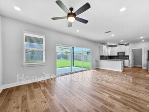 144 Lt. John Decker Dr in San Marcos, TX - Building Photo - Building Photo