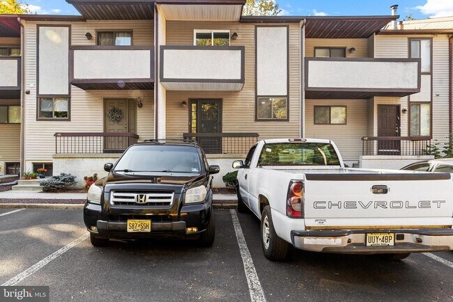 47 Mara Ct in Cherry Hill Township, NJ - Building Photo - Building Photo