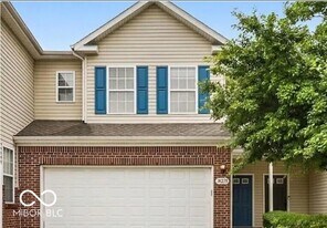 14215 Prairie Meadows Dr in Noblesville, IN - Building Photo