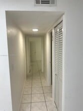 2565 W 56th St in Hialeah, FL - Building Photo - Building Photo