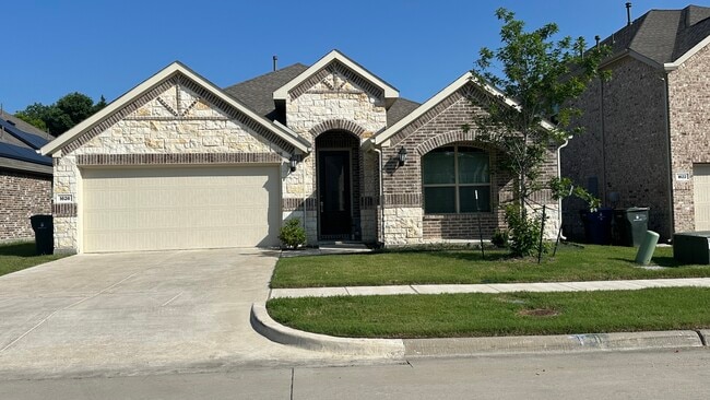 property at 1626 Hope Ln