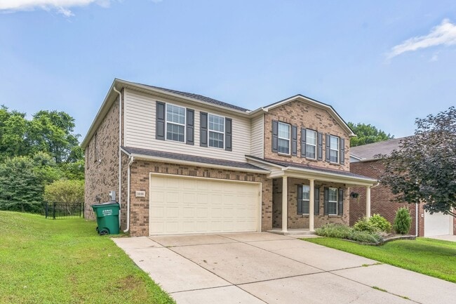 1006 Harmony Ln in Hendersonville, TN - Building Photo - Building Photo
