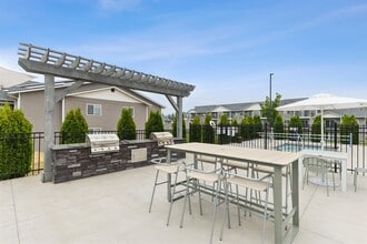 Woodland Meadows in Post Falls, ID - Foto de edificio - Building Photo