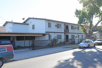 Milwood Apartments in Canoga Park, CA - Building Photo - Building Photo