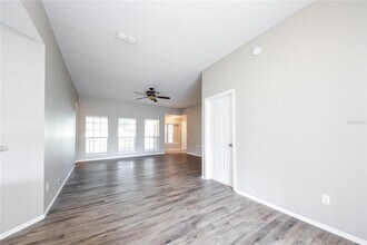 1728 Dorset Dr in Mount Dora, FL - Building Photo - Building Photo