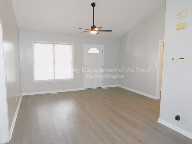 4301 Edgemore Rd in Greensboro, NC - Building Photo - Building Photo