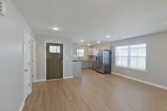 133 Denise Dr in Prattville, AL - Foto de edificio - Building Photo