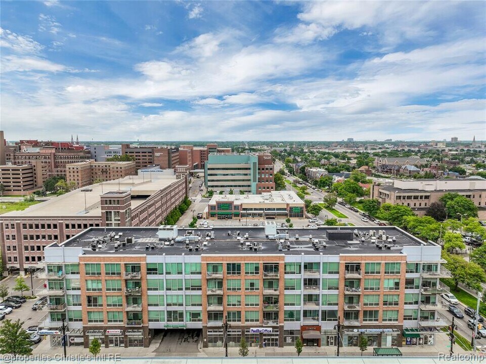 3670 Woodward Ave in Detroit, MI - Building Photo