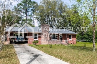 432 Bell Ave in Hartsville, SC - Building Photo - Building Photo