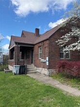 1363 Anderson Rd in Pittsburgh, PA - Building Photo - Building Photo