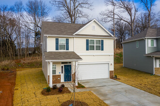 Williamsgate Homes in Charlotte, NC - Building Photo - Building Photo