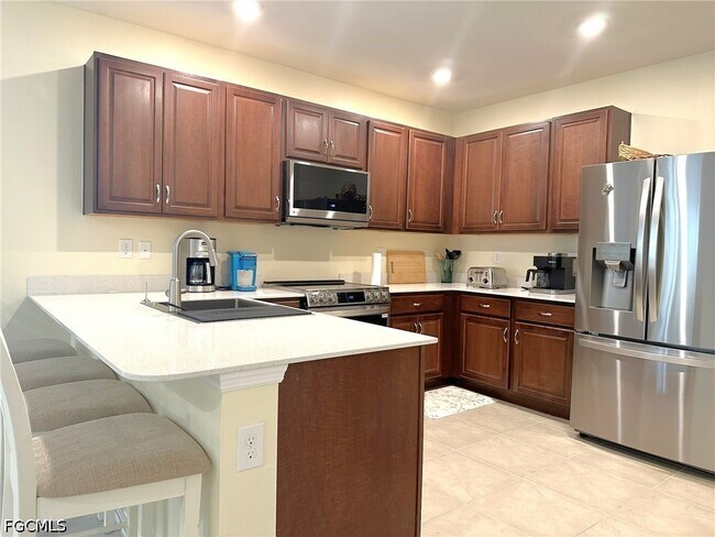 20031 Fiddlewood Ave in North Fort Myers, FL - Building Photo - Building Photo