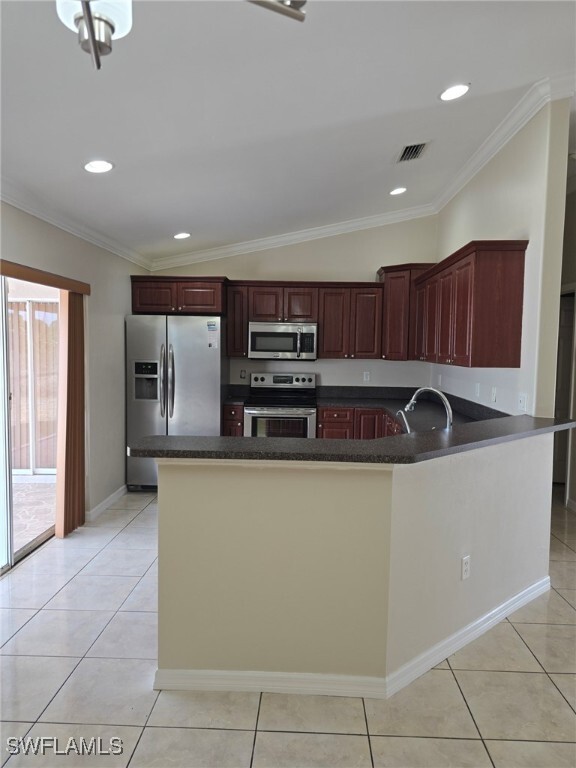 741 Alamo St E in Lehigh Acres, FL - Building Photo - Building Photo