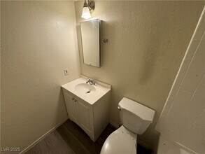4752 Convaire Ave in Las Vegas, NV - Building Photo - Building Photo