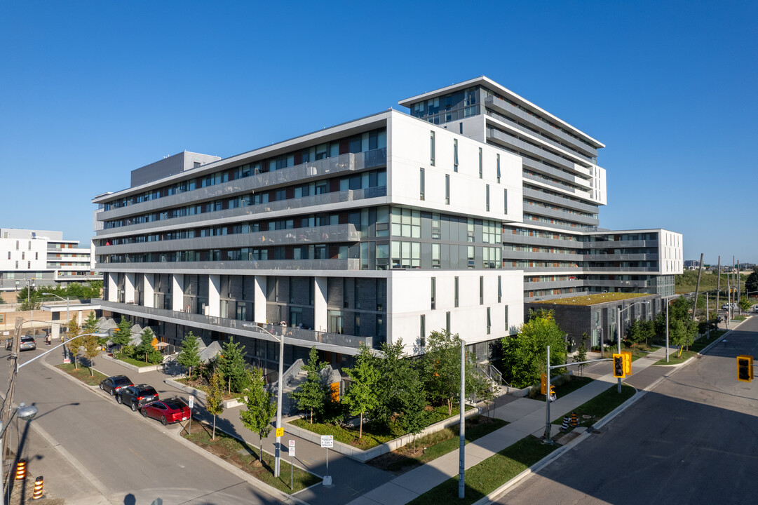 Yorkdale Condominiums in Toronto, ON - Building Photo