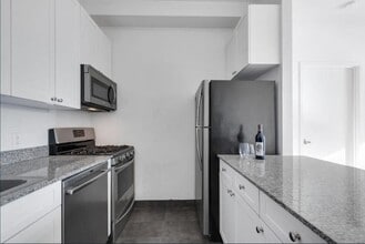57 Wall St in New York, NY - Building Photo - Building Photo