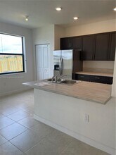 20588 NE 5th Pl in Miami, FL - Building Photo - Building Photo