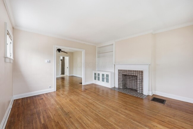 2710 Dayton Ave in Columbus, OH - Building Photo - Building Photo