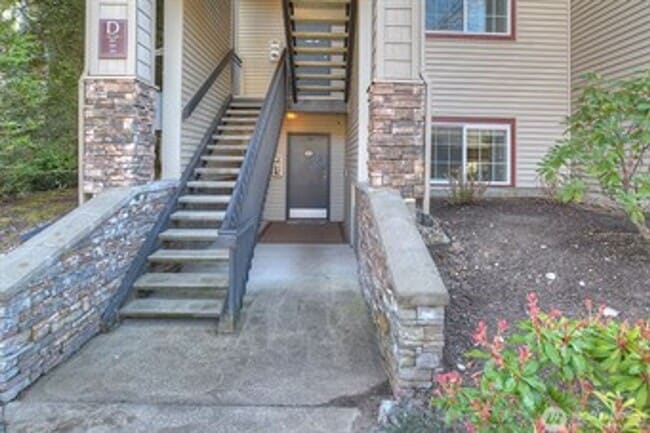 25025 SE Klahanie Blvd