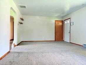 305 Earlee Ave in Bridgeville, DE - Building Photo - Building Photo