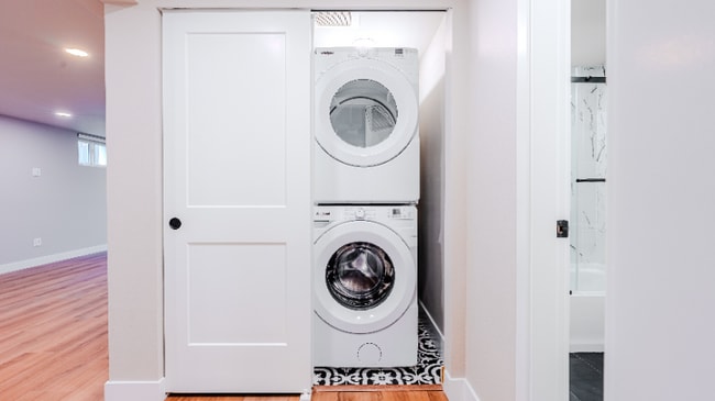 2106 Oakes Ave in Everett, WA - Building Photo - Building Photo