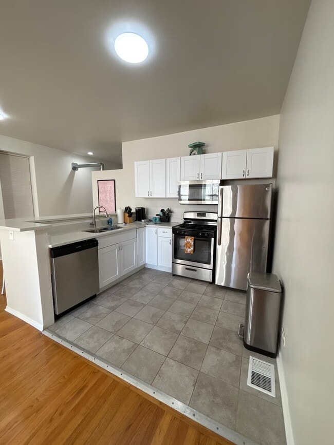 2122 W Huron St in Chicago, IL - Building Photo - Building Photo