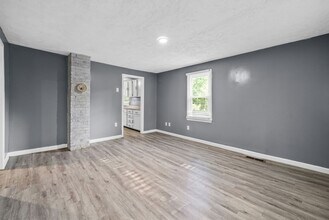 715 Elder St in Clarksville, TN - Building Photo - Building Photo