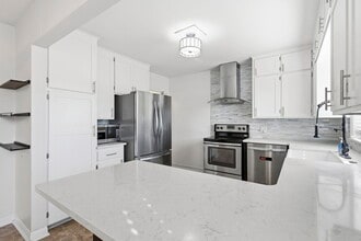 9128 Austin Rd in Saline, MI - Building Photo - Building Photo