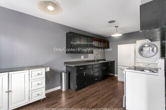 8327 N Hudson St in Portland, OR - Building Photo - Building Photo