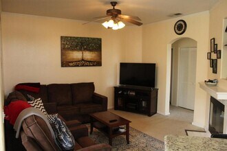 10766 Sabre Hill Dr in San Diego, CA - Building Photo - Building Photo