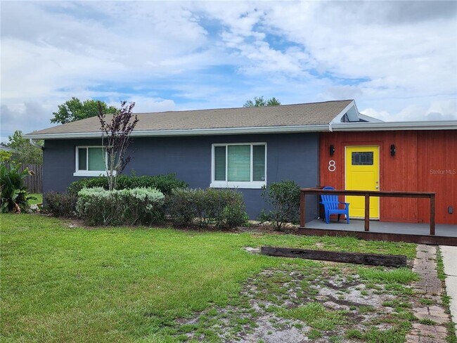 8 POINSETTIA Dr photo'