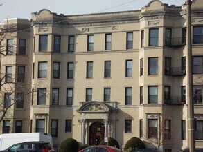 61 Park Dr in Boston, MA - Building Photo - Building Photo