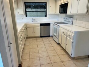 7537 Jerez Ct in Carlsbad, CA - Building Photo - Building Photo