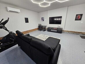 7335 Quail Ridge Dr in Charlotte, NC - Foto de edificio - Building Photo