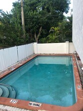 3000 N Ocean Blvd, Unit 403 in Fort Lauderdale, FL - Foto de edificio - Building Photo