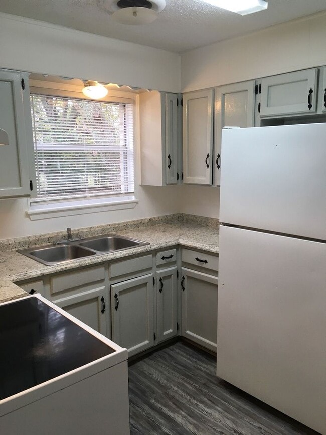 1504 S W S Young Dr in Killeen, TX - Building Photo - Building Photo