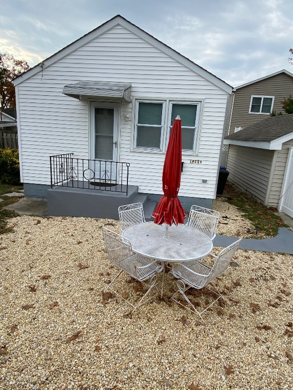 property at 1813 Pine Terrace