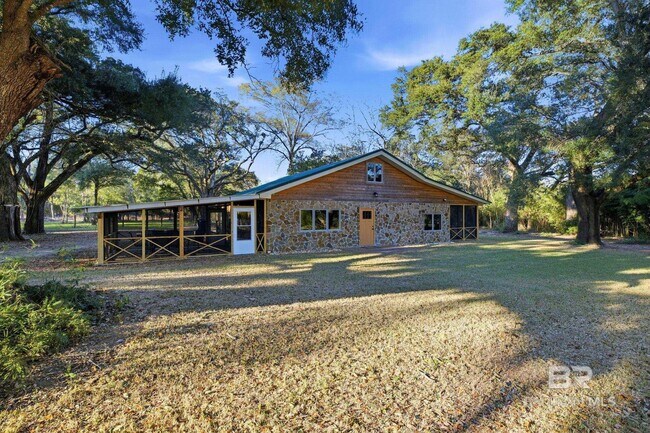 27522 Burkhardt Dr in Elberta, AL - Building Photo - Building Photo