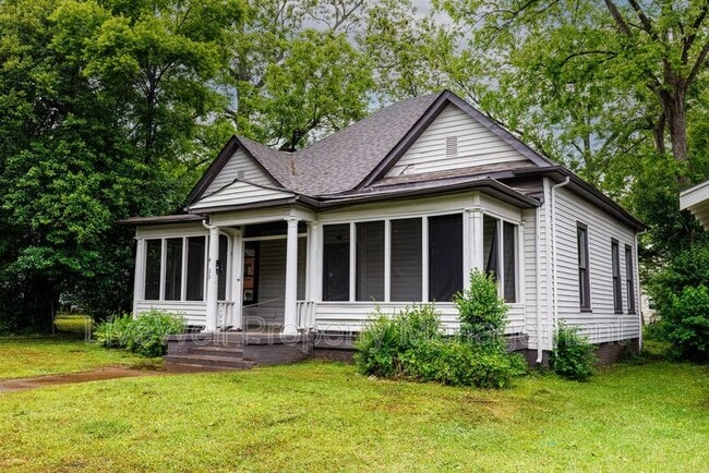 property at 4633 Court S