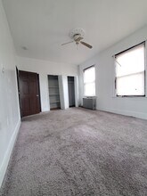 265 Fulton Ave, Unit 2 in Jersey City, NJ - Foto de edificio - Building Photo