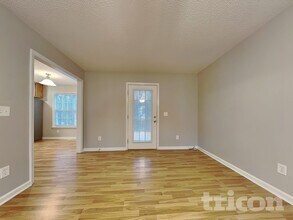 172 Muirfield Ridge Dr in Garner, NC - Foto de edificio - Building Photo