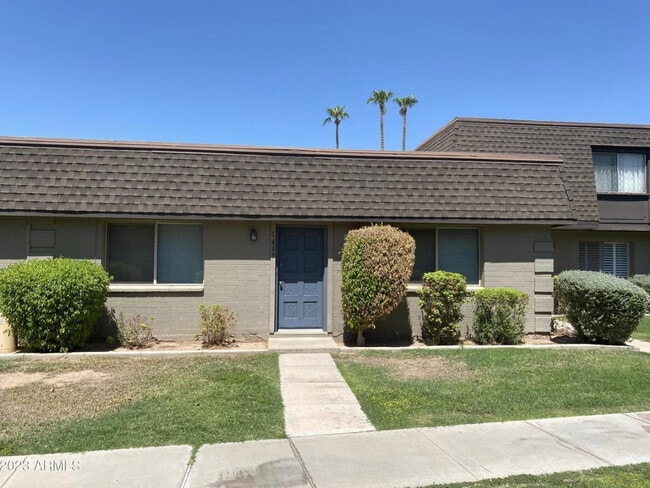 1609 E Ellis Dr in Tempe, AZ - Building Photo - Building Photo