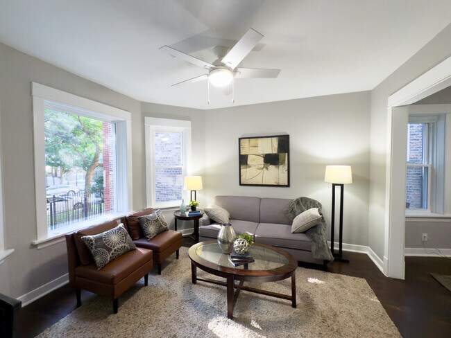 4870 N Magnolia Ave in Chicago, IL - Building Photo - Building Photo