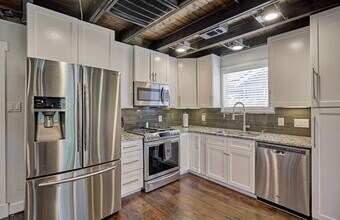 1320 Bragg St in Houston, TX - Building Photo - Building Photo