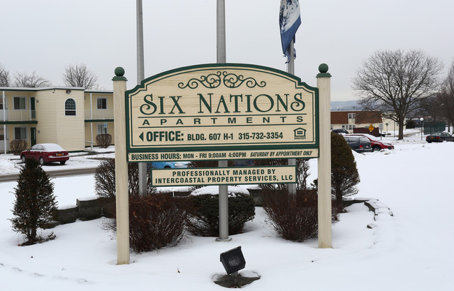 Six Nations Square in Utica, NY - Foto de edificio - Building Photo