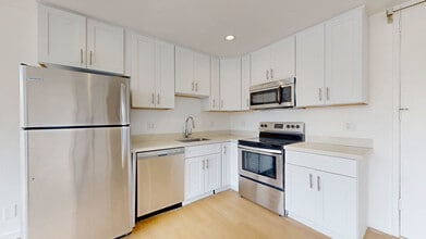 1507 Carol Ave in Burlingame, CA - Building Photo - Building Photo