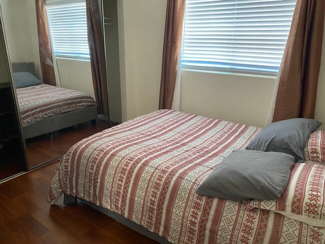 9938 Buena Vista Dr in Spring Valley, CA - Building Photo - Building Photo