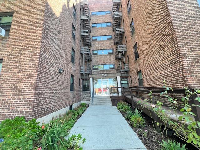 73-03 Bell Blvd in Queens, NY - Building Photo